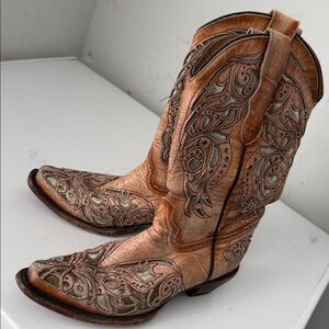 Corral women cowboy boot s 8.5